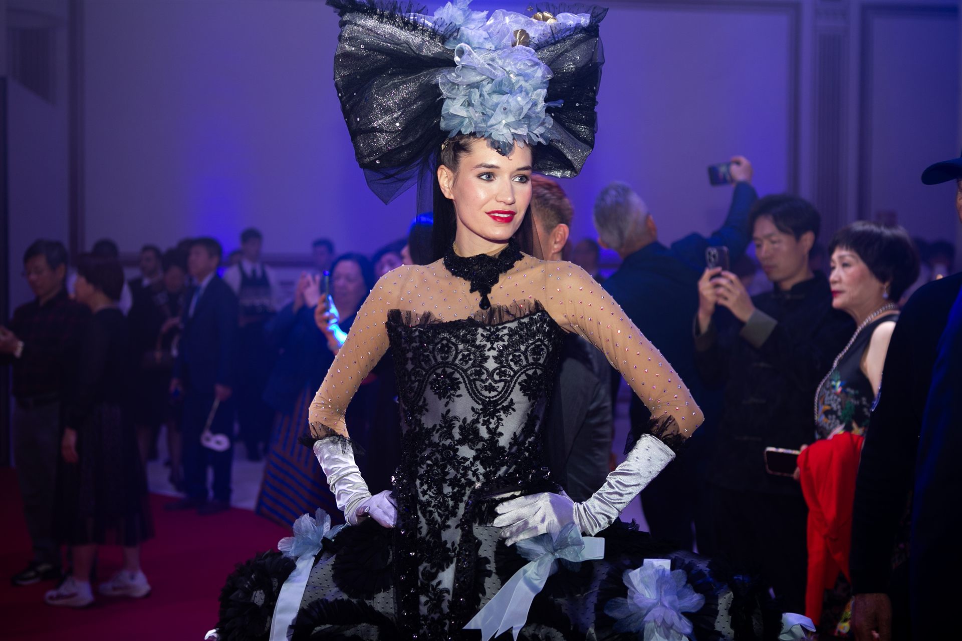 Costumi Angela Buscemi — Meraviglioso, Palazzo del Ghiaccio