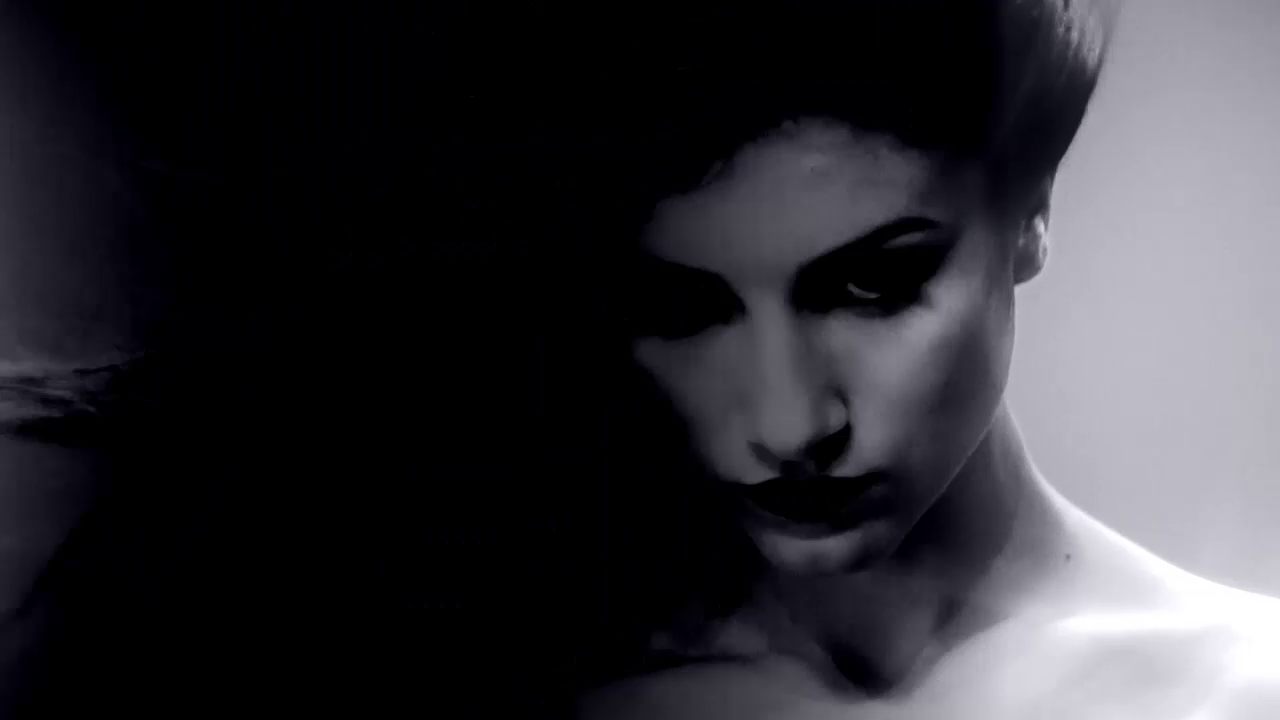 Balance &mdash; portrait dramatic lighting