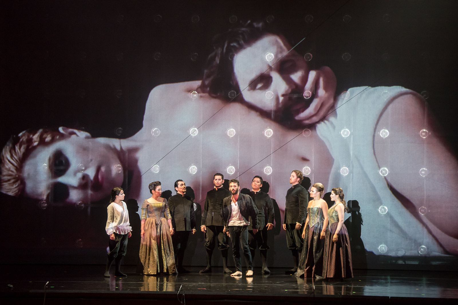 Il Colore del Sole — proiezioni e scenografia