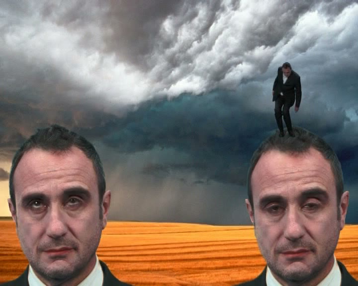 Commedia — Teste II: variazione del motivo dei volti giganti, video Taraborrelli