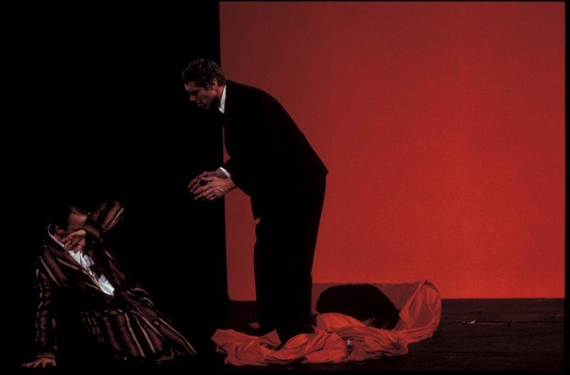 Le Festin de pierre — Dom Juan, red projection