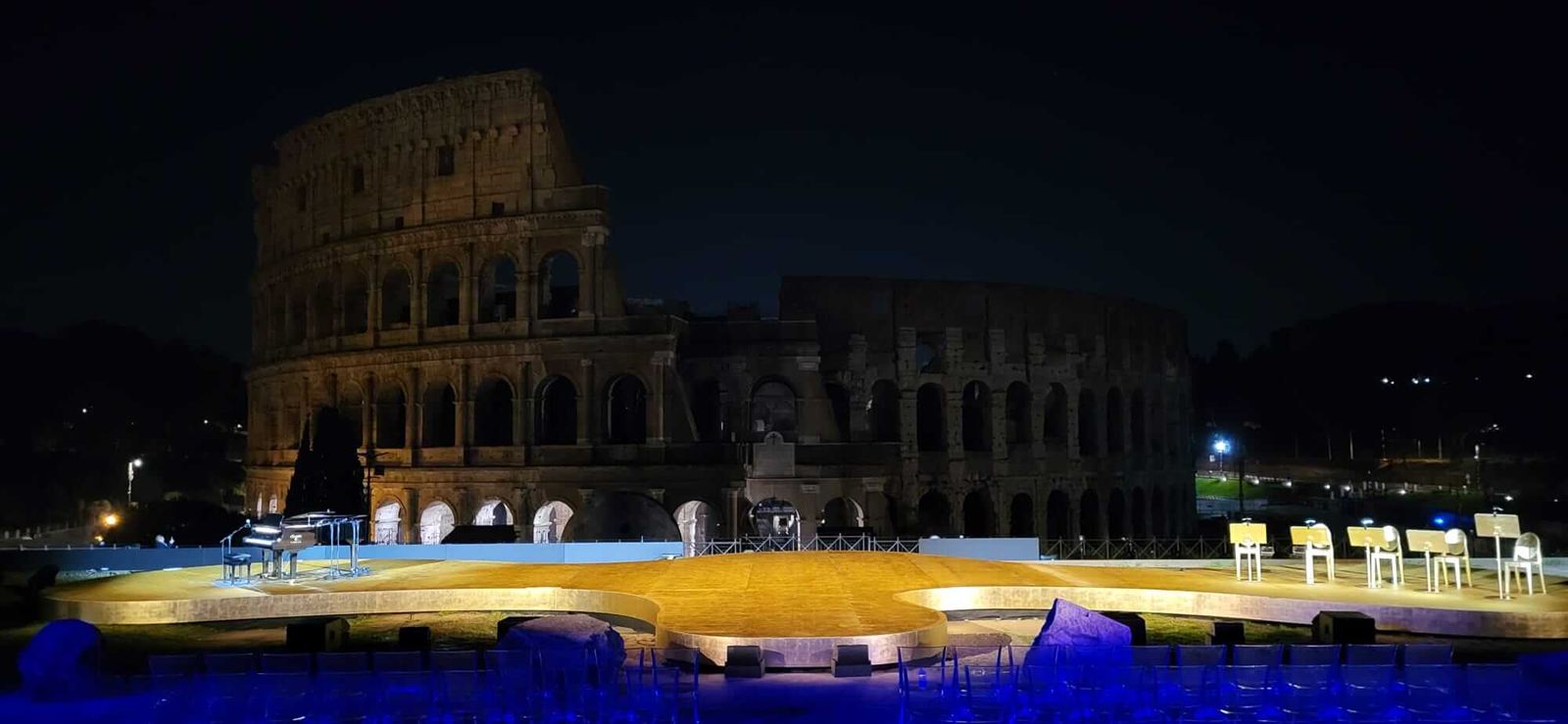 The HUMANLANDS stage at the Colosseum at night