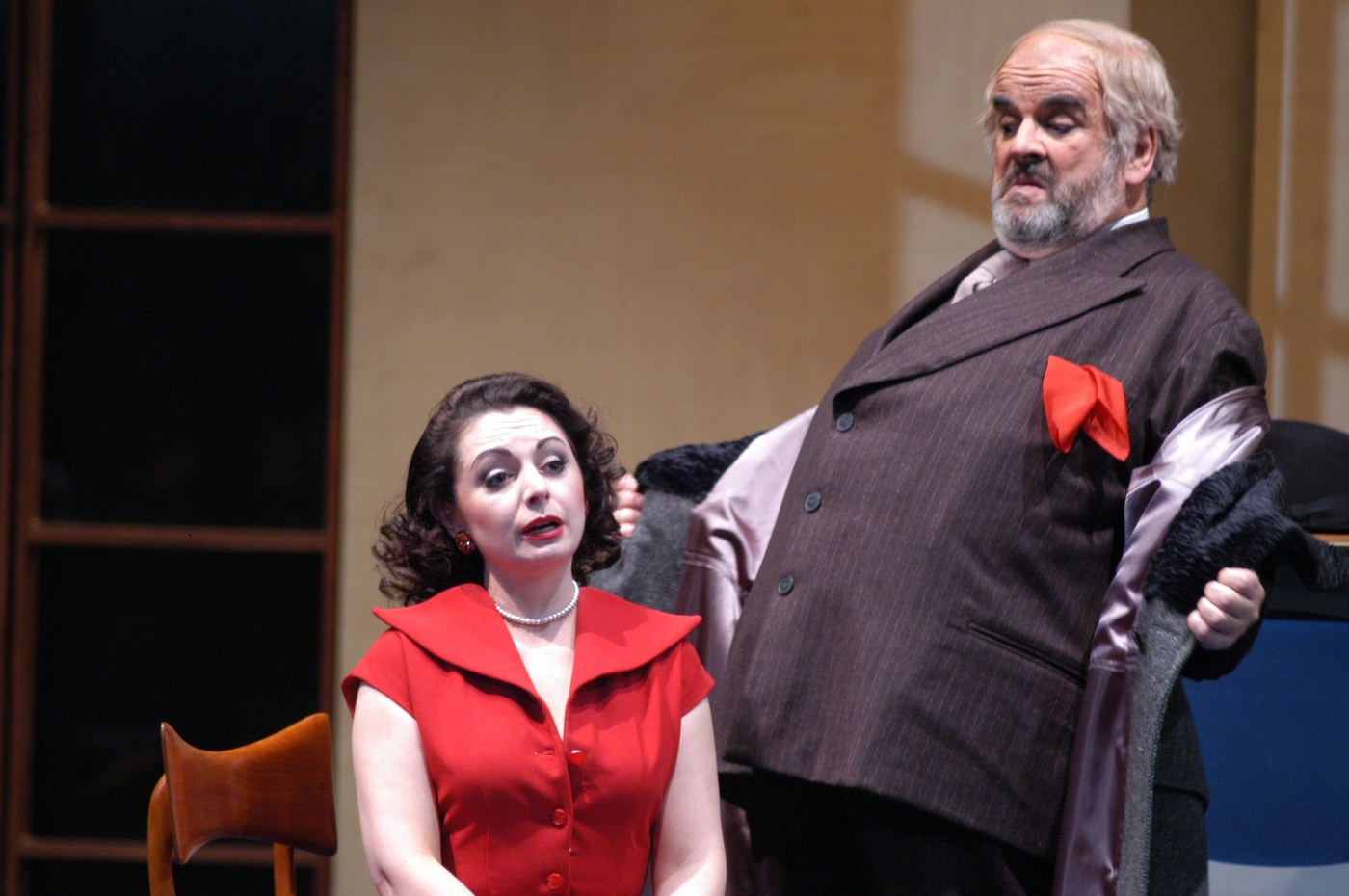 Falstaff — scena d’insieme con cast in costume, regia Corsetti, dir. Giuliano Carella