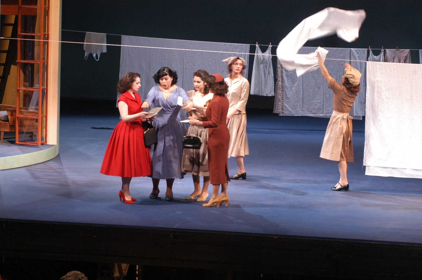 Falstaff — scena dei Pagliacci dell’allegra commedia di Verdi, finale Tutto nel mondo è burla, foto Alain Kaiser