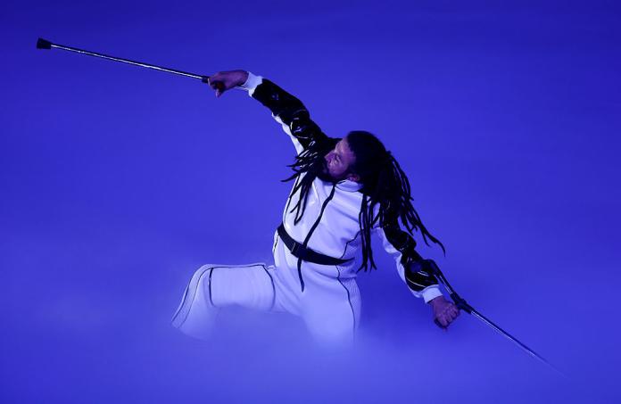 Dergin Tokmak — performer Cirque du Soleil