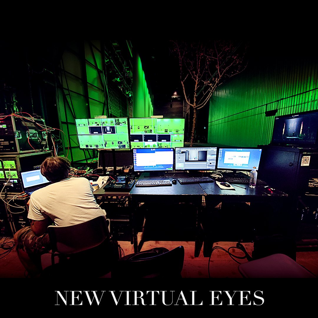 Pagliacci — New virtual eyes, AR scene